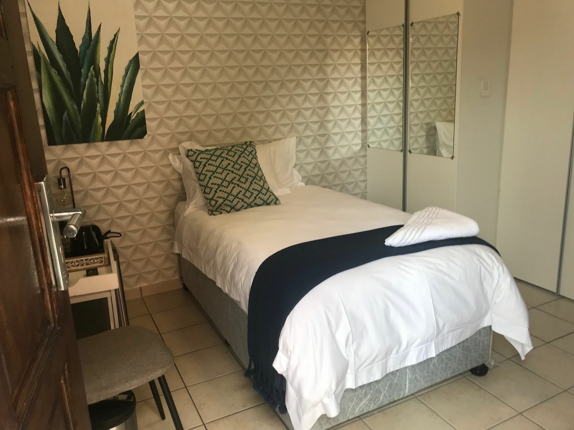 Comfort Guest House Pretoria-Noord Exterior foto
